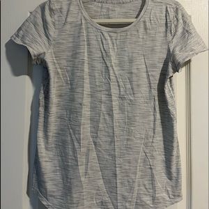 LULULEMON T-SHIRT HEATHERED SIZE 6